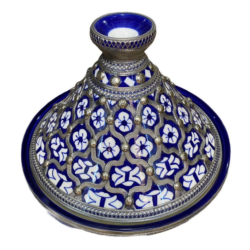 A7 | Handmade Moroccan ceramic Tajine dish from Fez