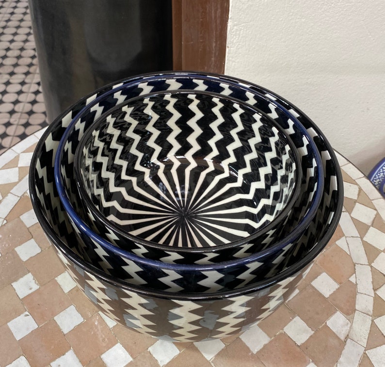 A3 - Fes black and white ceramic salad bowl