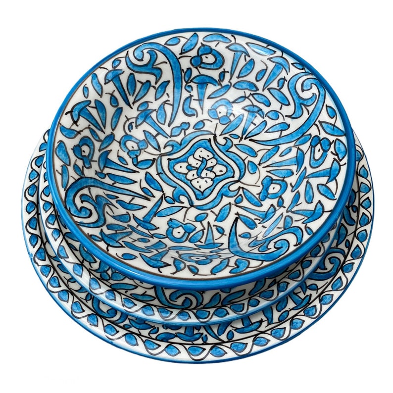 A1 - Handmade and hand-painted Moroccan ceramic plate