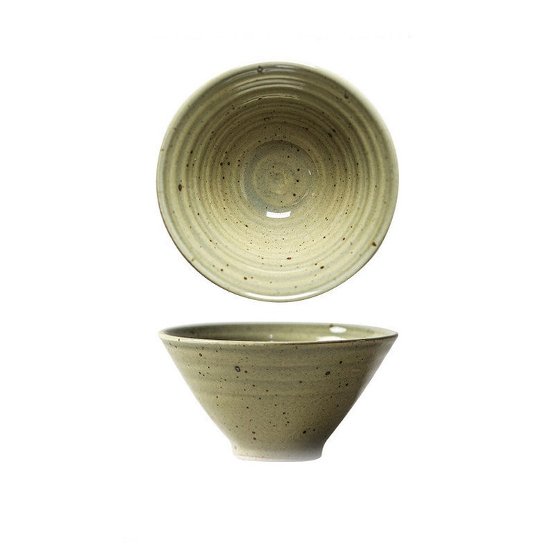 Stoneware Bow With Ring Texture