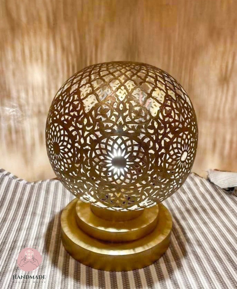 Light Metal Moroccan Table Lamp